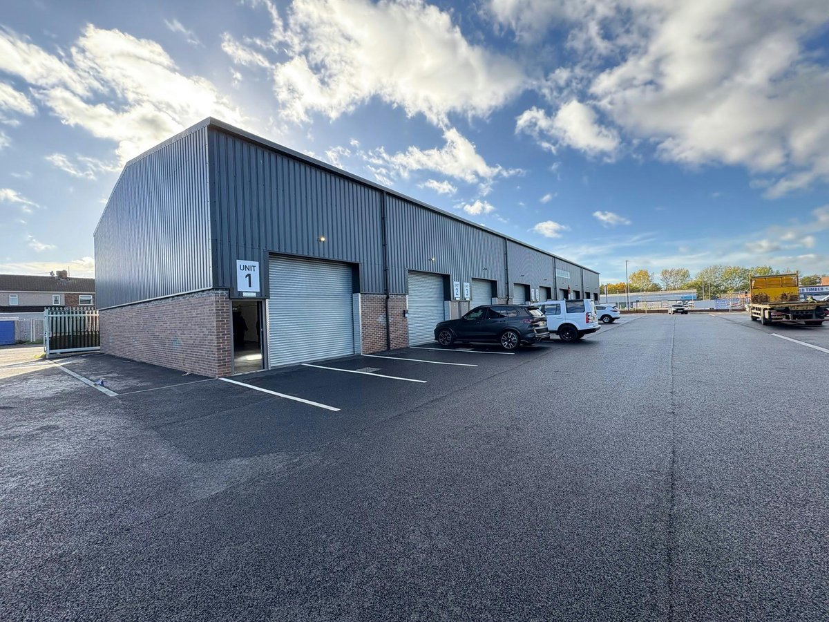 Now Available: New Build Industrial Units To Let in Middlesbrough. Up to 1,984 sq ft. #Middlesbrough #ToLet #IndustrialWarehouse #SandersonWeatherall m.search-prop.com/new-build-indu…