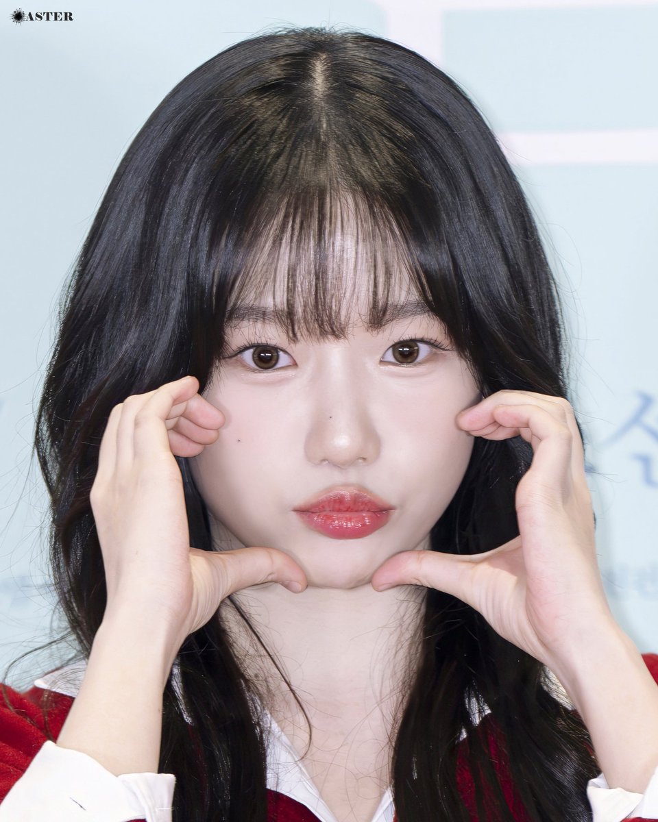 timeto_yuri's tweet image. 241105 청설 VIP 시사회

#조유리 #JoYuri #チョ그リ