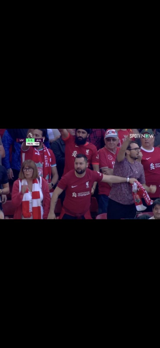 RIAnfield4EVER's tweet image. Nah who is this guy 😂😂😂. #LFC #LIVRMA