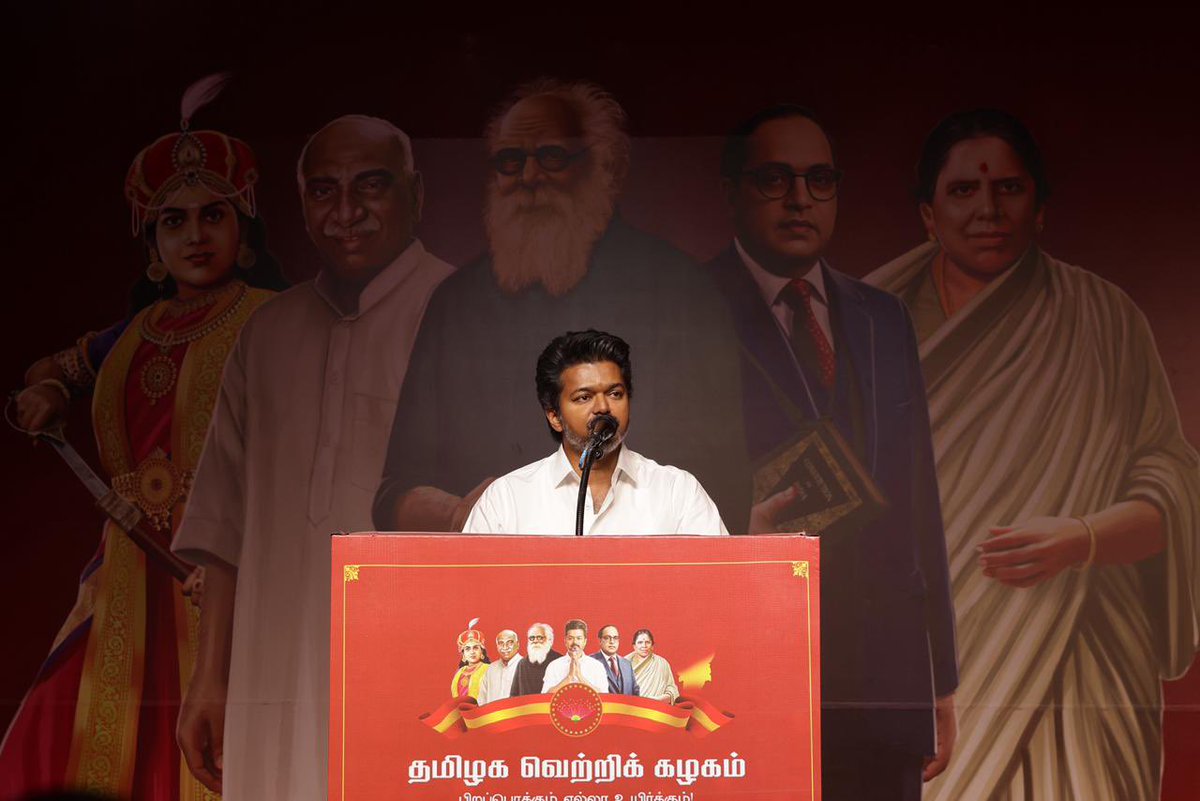 Vas_mdu's tweet photo. எங்களின் நம்பிக்கையை🔥😍 @TVKVijayHQ https://t.co/qlFMMOexNi