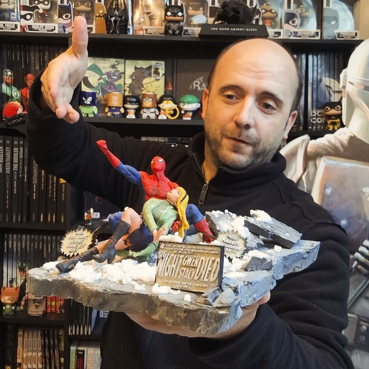 jesuisunnoobs's tweet image. Imprimé en 3D, peint à la main…
J’ai tissé ça moi-même, sans radioactivité (promis) 🕷️🎨
.
#3DPrint #SpiderMan #GeekArt”