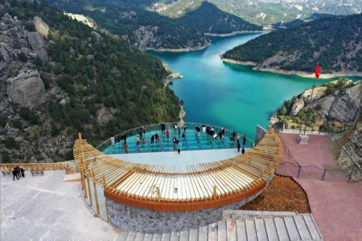 🇹🇷📖 Kahramanmaraş has been named Türkiye’s first UNESCO City of Literature! 🏛️✨ With its deep-rooted poetic tradition and as the birthplace of many of Türkiye’s renowned writers, the city now joins UNESCO’s global Creative Cities Network 👉 celebrating words, culture, and