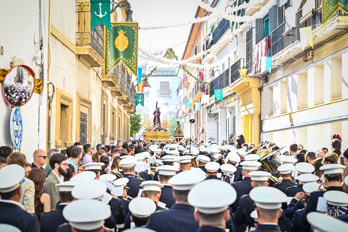 nazarenoarahal's tweet photo. 📸El Vía Crucis Magno de Córdoba tras Ntro Padre Jesús del Calvario desde el Objetivo de David Gómez….

#ElCompásDelNazareno
#NazarenoArahal https://t.co/GZa5FTRKD2