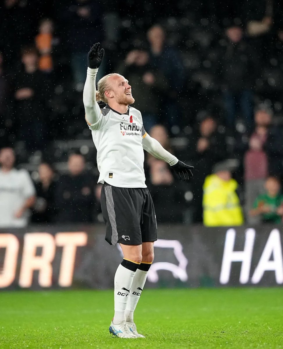 Dion Sanderson (@sandowrs) on Twitter photo 