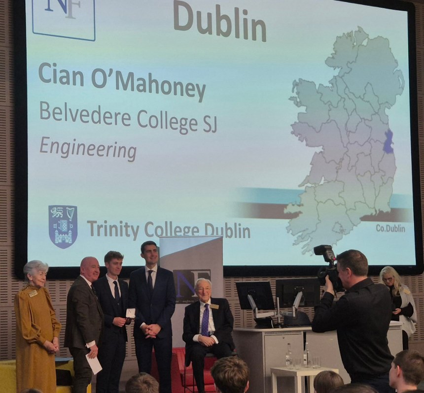 What an outstanding achievement. Congratulations to Cian O'Mahony, winner of the prestigious Naughton Foundation Scholarship. Read all about it here: sway.cloud.microsoft/WS7TcqHhekh07V…