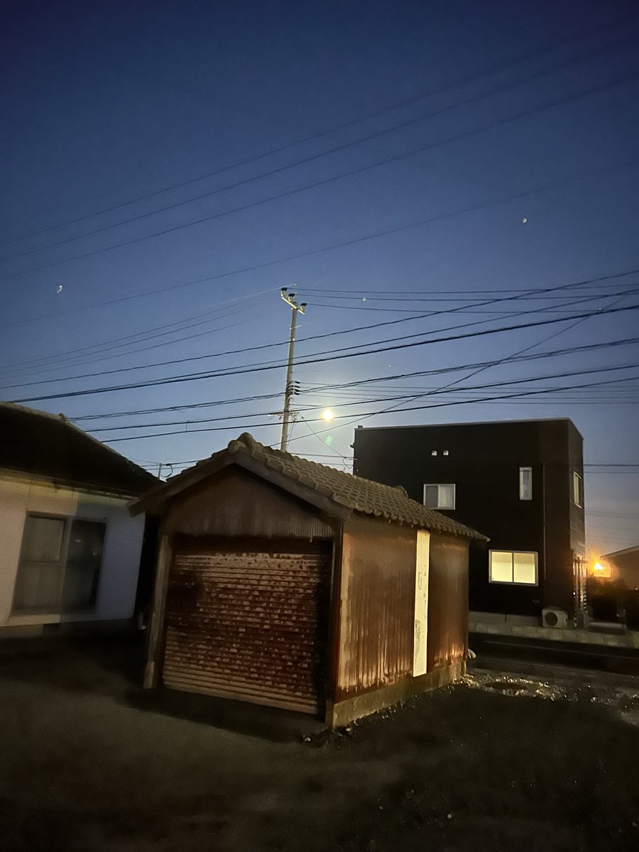 IRO87089129's tweet photo. ムーン🌕でした！ https://t.co/968CPDAeN3