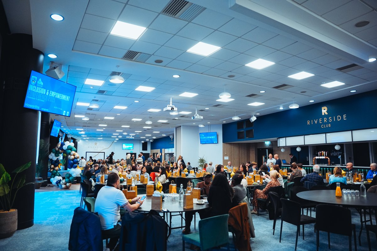 Looking for a standout venue for your next corporate event?

With modern suites, pitch-side views and award-winning catering, we deliver exceptional experiences tailored to you and your business.

Get in touch to make your next event one to remember! bit.ly/49u0GYN