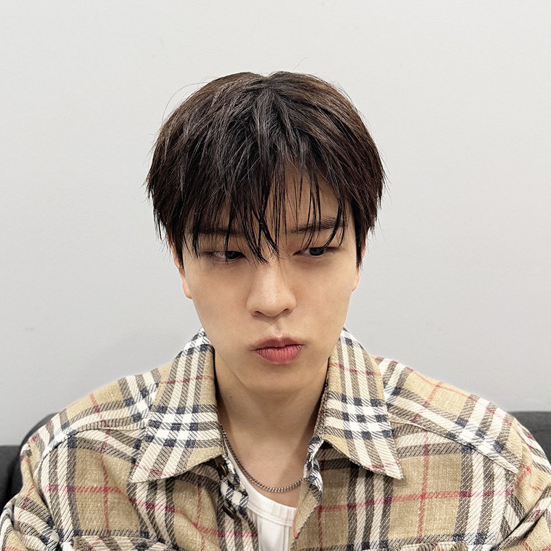 sminiverse_'s tweet image. 