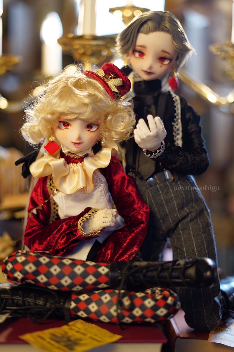 32番目の天使『道化師』

「天才のボクに目を付けるなんて。キミ、人間のくせにセンスがあるね」
お調子者の天使は貴方に声をかけられ、上機嫌です

✼••┈┈••✼••┈┈••✼••┈┈••✼

出品致しました
拡散等頂けると大変嬉しいです。

(♡ auctions.yahoo.co.jp/jp/auction/n12… )

 #tenshixxx #doll