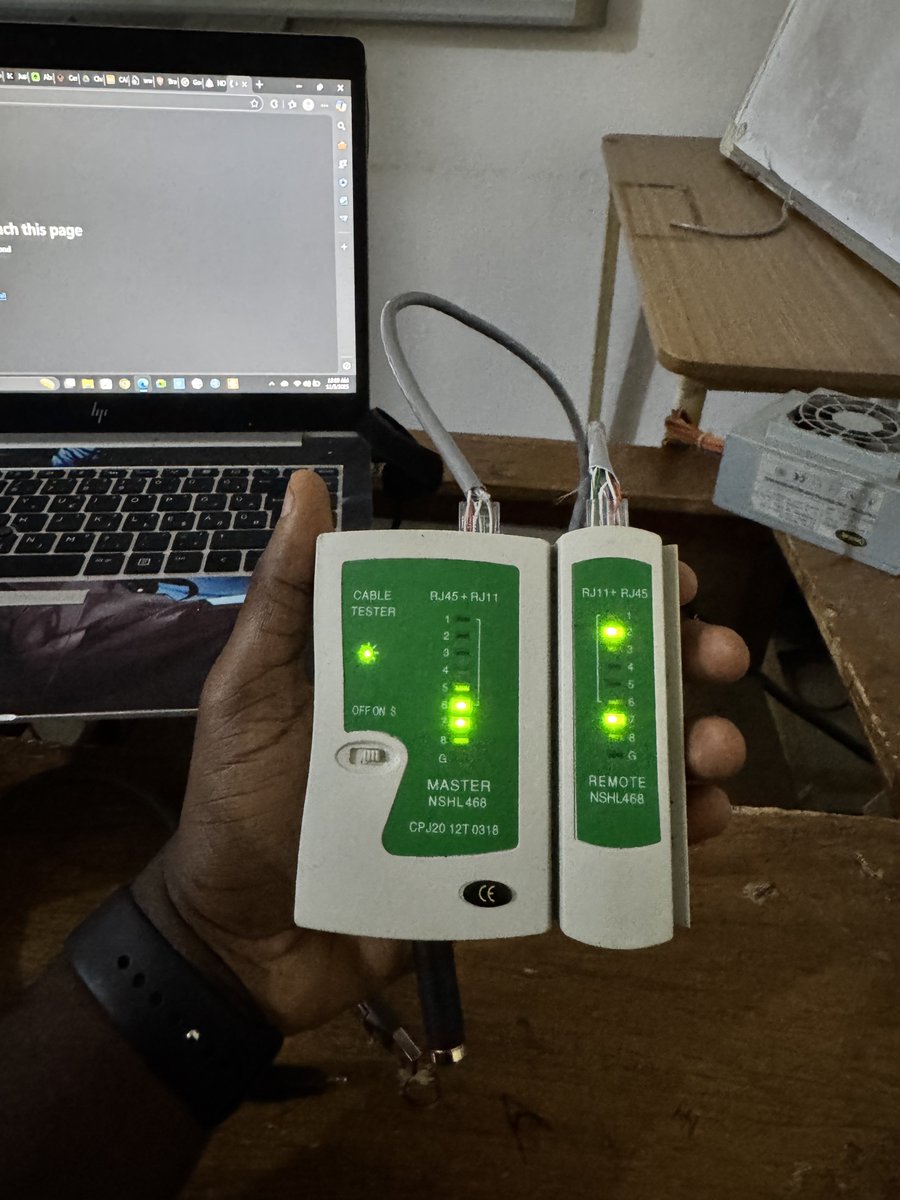 cyber_razz's tweet image. Another day in class, spotted something new 

Who can tell me what it is??