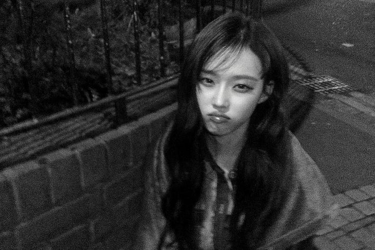 winstonredd_'s tweet image. ⠀⠀⠀⠀⠀⠀ ⠀— reian, ⠀17 [#moothunt]
⠀⠀⠀⠀⠀⠀ciggsfordinner.carrd.co