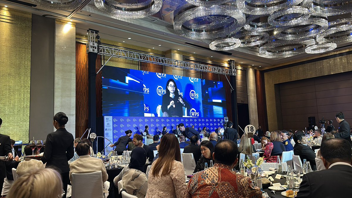 Trang Pham LL.M “SEA is not just the Issue of 5 nations and China it is an issue of all of ASEAN”.