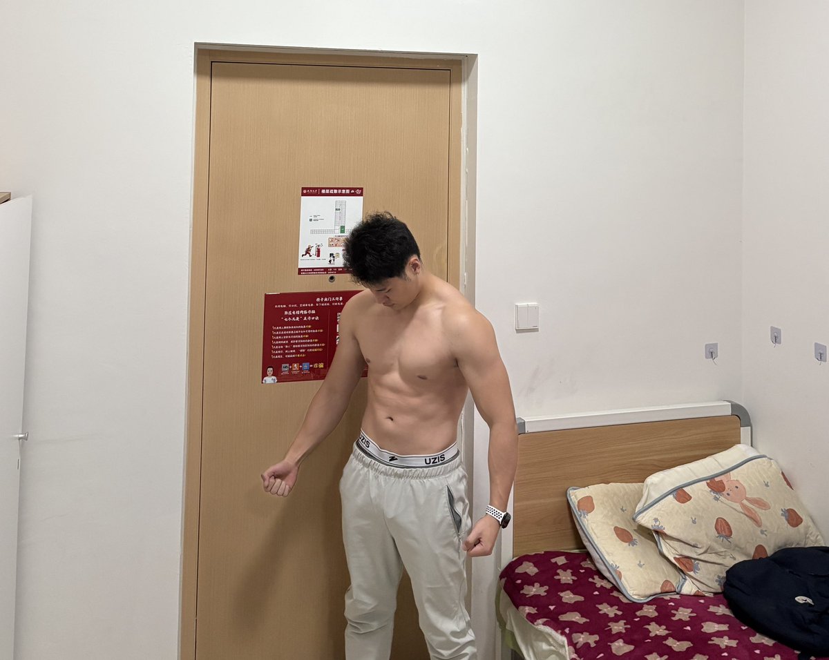 打哭坏女人 tweet media