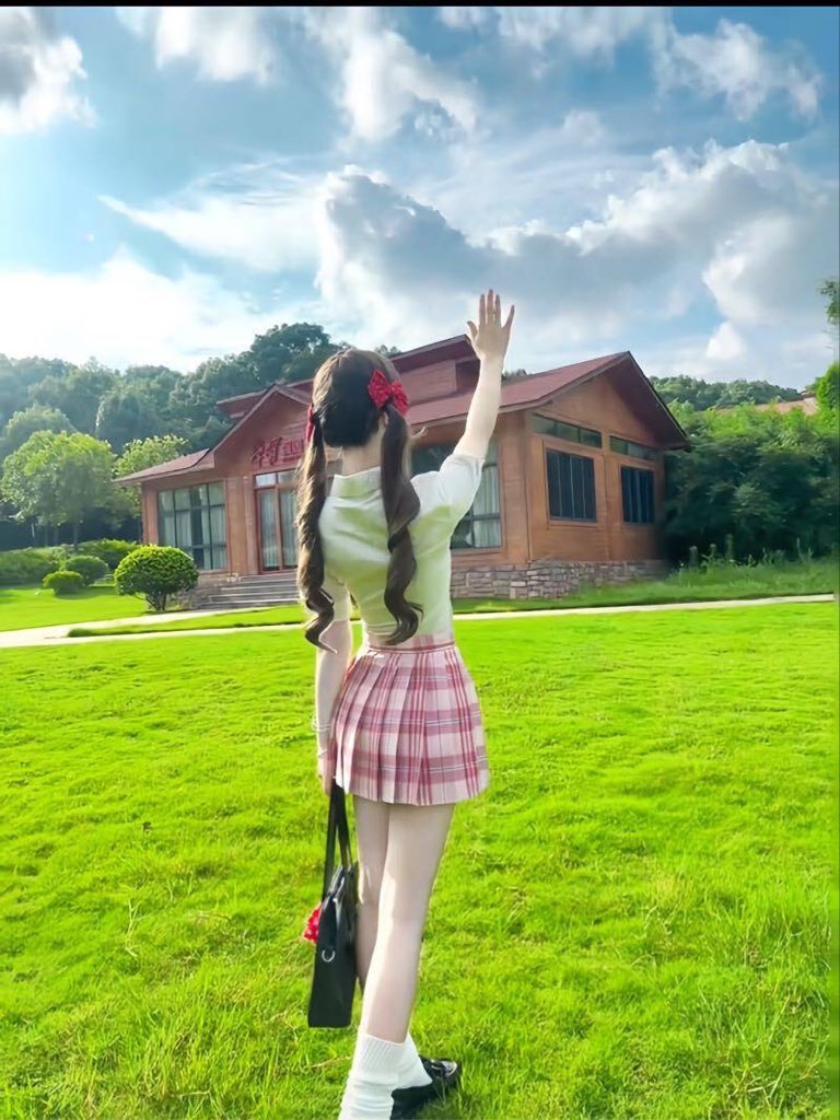 黄推福利内容 - 鸭鸭cos援助的精彩图片 福利姬鸭鸭cos援助分享的黄推图片2 - 网红私拍内容