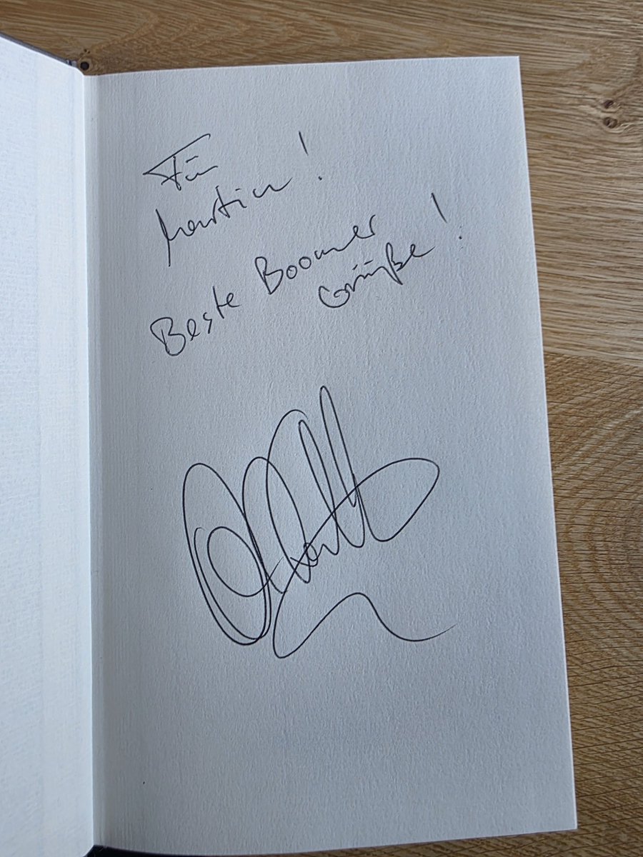 Beste Grüße zurück! 👍😀
<a href="/twitkalk/">Oliver Kalkofe 📯</a>