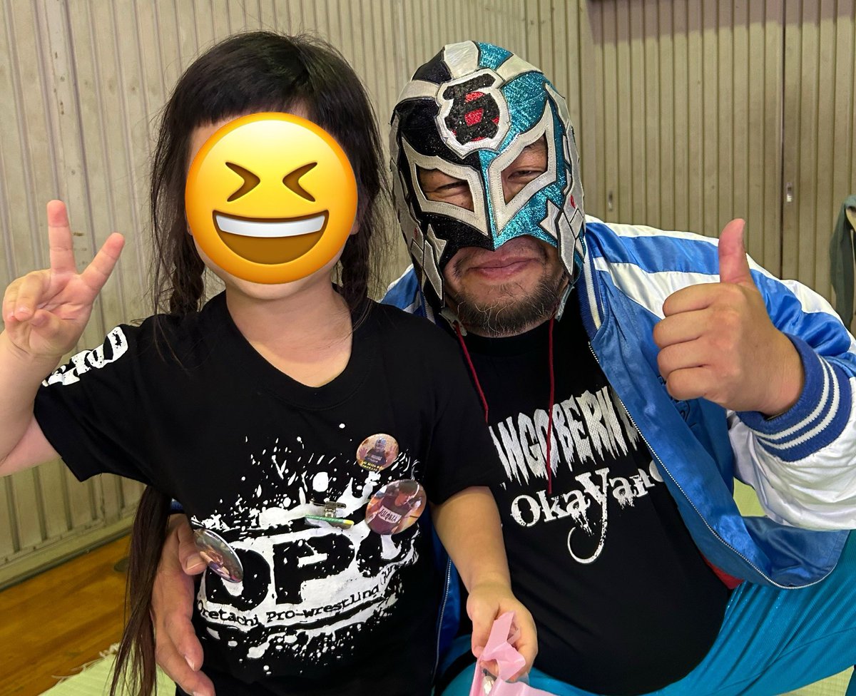 tibimio's tweet photo. お写真撮っていただき
ありがとうございました😆
#OPG
#美星大会
#上原智也
#野津朋也
#theIshi
#マーシャルドラゴン
#ミ���マスカット
#キュンですカワイイ https://t.co/T5BLbWPl9V
