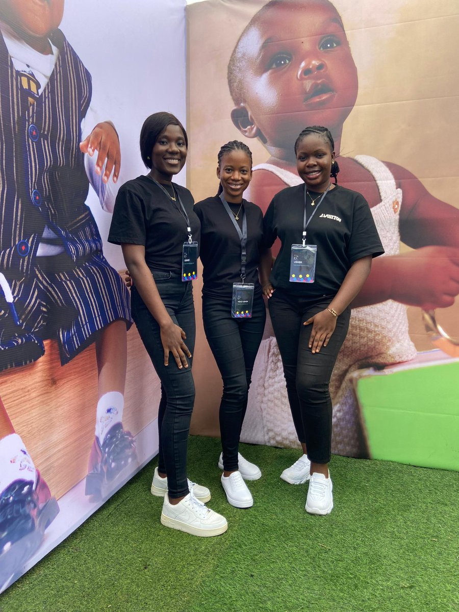 super mom tweet media