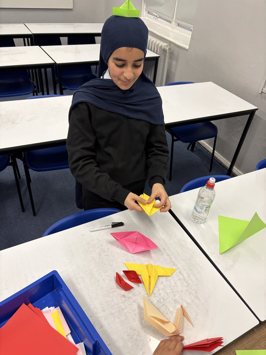 Maths Origami Club - Tuesdays at 3.05

Learn a new skill, have fun and earn your Derby Diploma!

<a href="/derbyhighbury/">The Derby High, Bury</a> #Enrichment #MathsInAction #Origami
