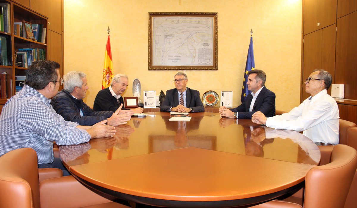 El presidente de la CHS mantiene una reunión con los alcaldes de Pilar de la Horadada y San Pedro del Pinatar chsegura.es/es/confederaci…