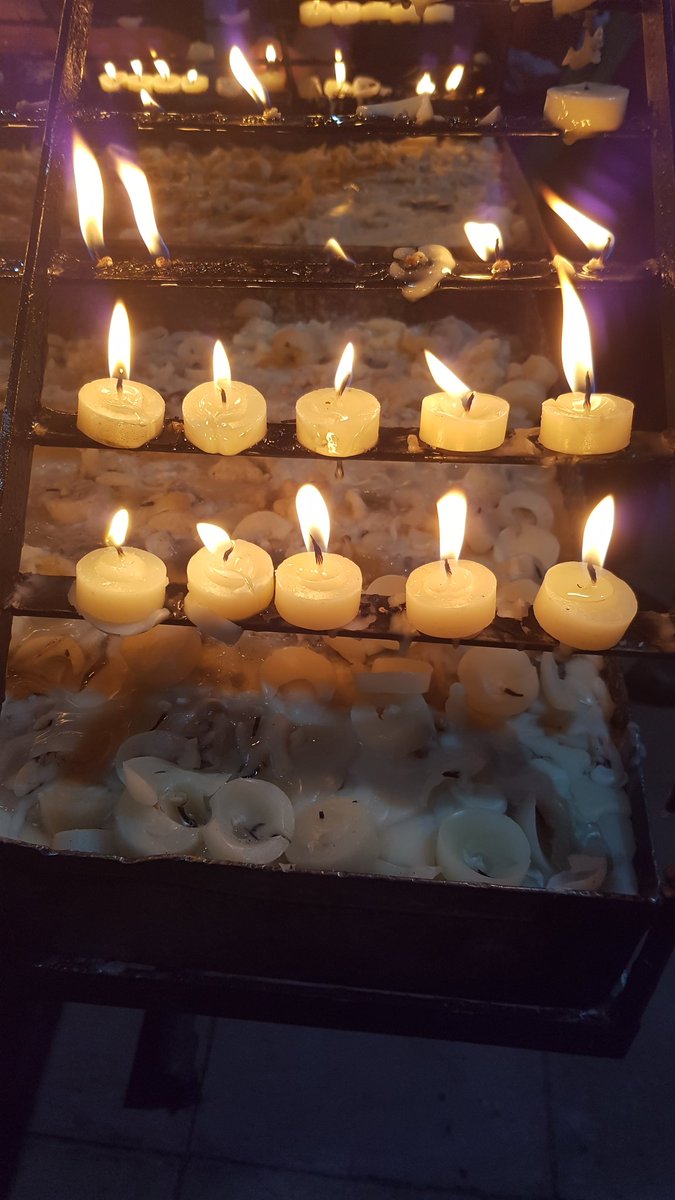 The1ALLANSANTOS's tweet image. Sinusubok man tayo ng panahon, gawin nating sandata ang panalangin, magtiwala at itaas lang natin sa Panginoon,  lahat ay posible. 🙏
Our Mother Of Perpetual Help, PRAY for us. AMEN. 🙏🙏🙏
#BACLARANDAY #1stWednesday