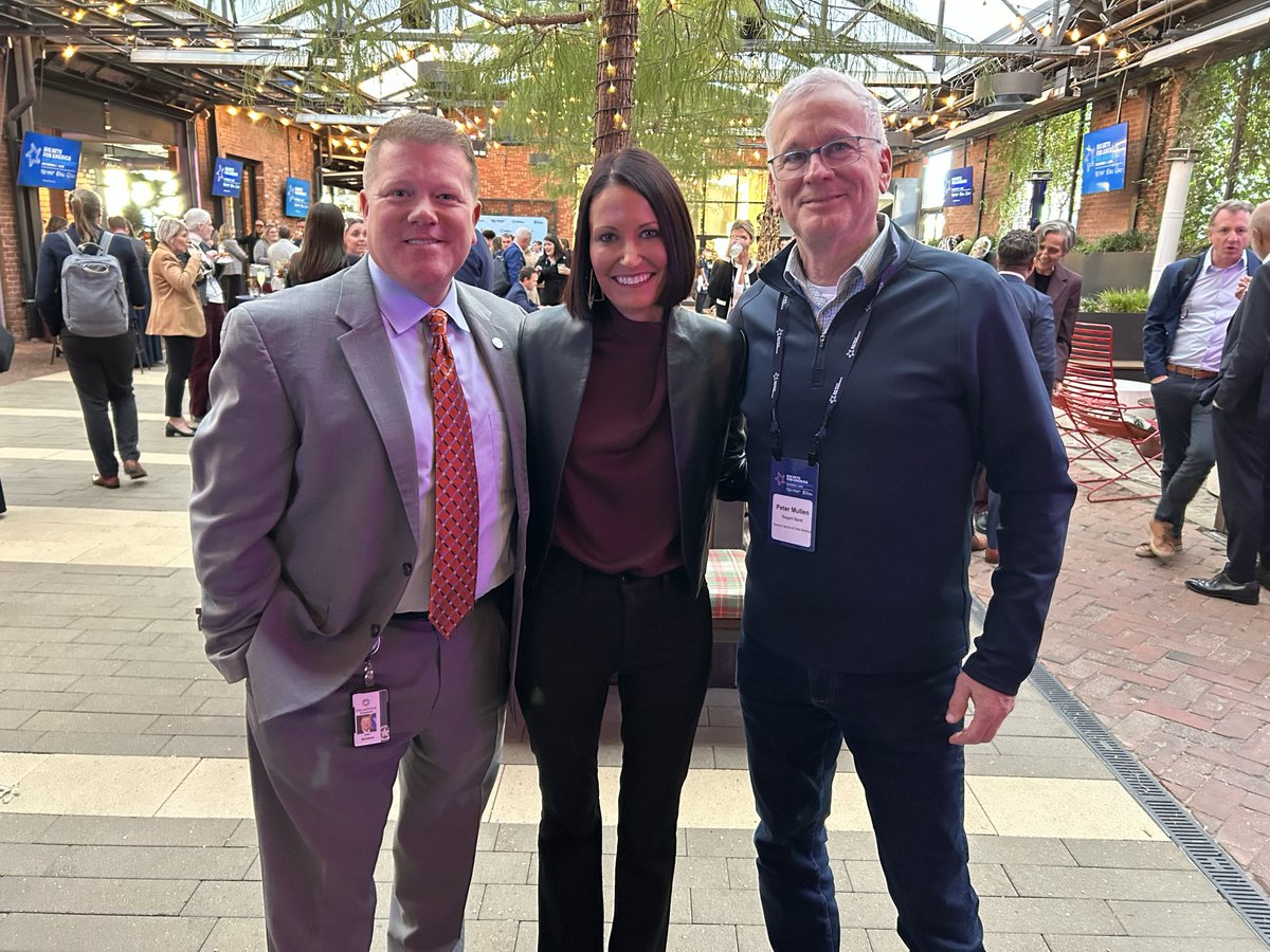 mikeasanders's tweet image. Had a great time at last nights Heartland Forward reception in OKC. Appreciate all the work they do for us at the @OK_Broadband