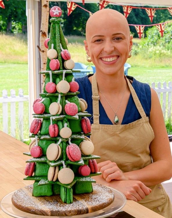 Wow what a BAKE OFF FINAL!! 🤩🍰 We were so proud of Jasmine, what a deserving Bake Off Queen! What was your favourite week of the series? 🧁🍰 #CakeandBakeShow #BakeOff