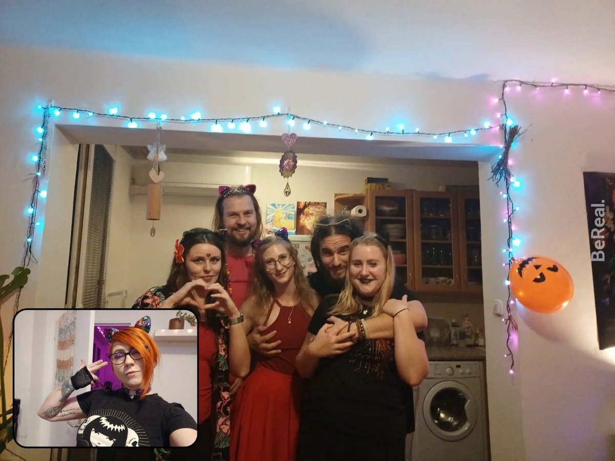 IcaChesshire's tweet image. I LOVE Halloween! But this year I was super lazy to come up with a cool costume, so I just went as my 17y emo self 😁 I think it still turned out acceptable and we had a great time 💜