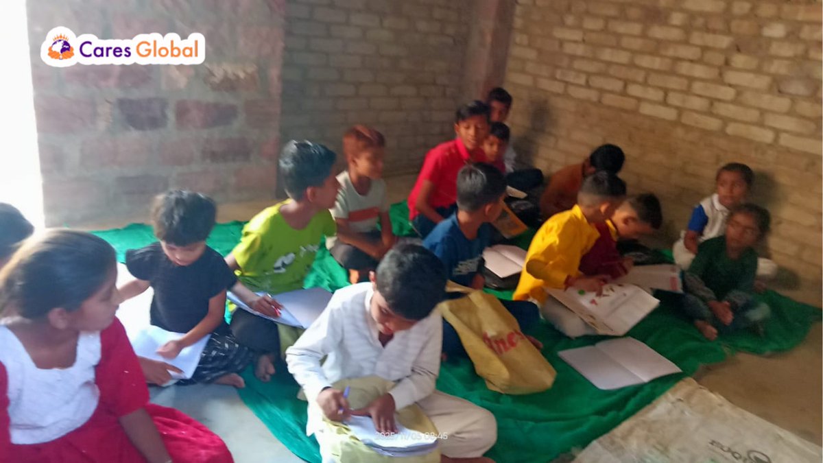 Caresglobalusa's tweet photo. ๐โจ Students of CaresGlobal Classroom Jodhpur are busy cracking word problems โ building logic, focus, and real-world problem-solving skills! ๐ก๐งฎ
#Pakistanirefugee #Jodhpur #Education #WordMagic https://t.co/JmQVqlys4E