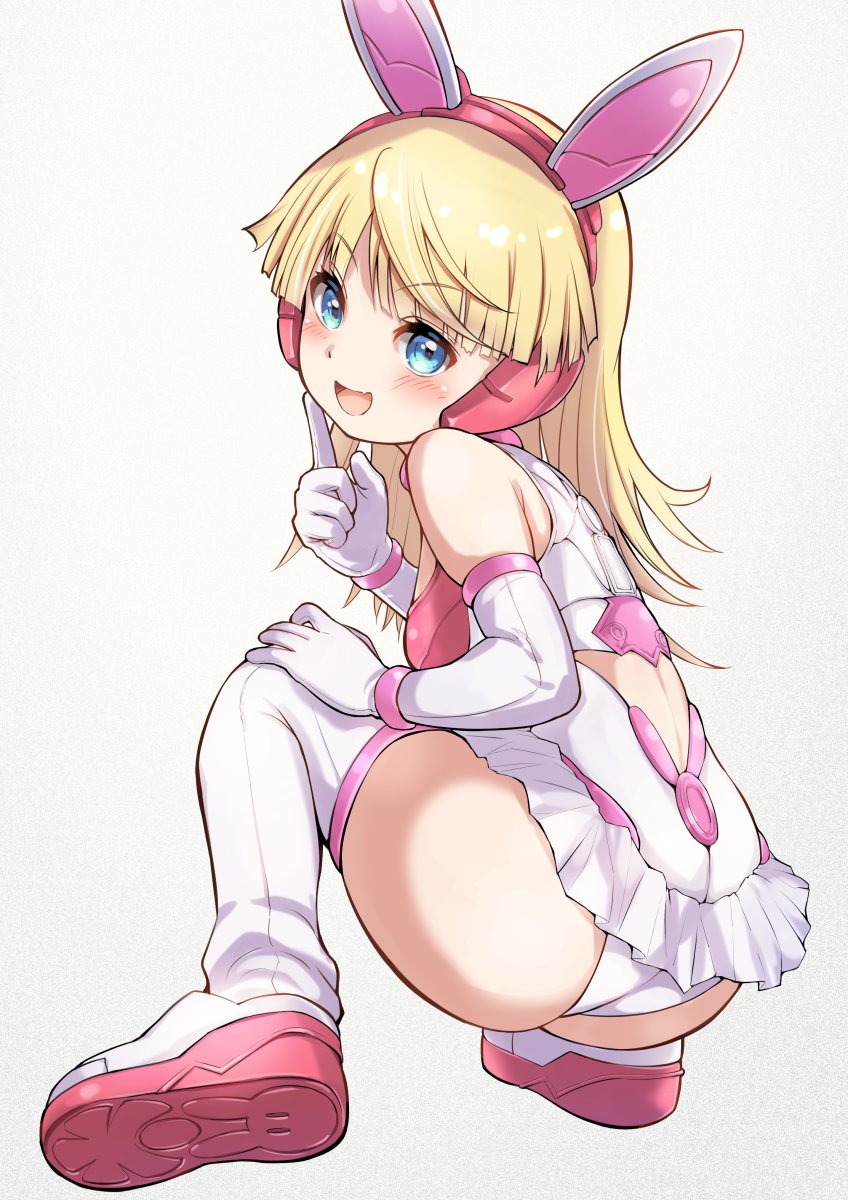 靴底のデザインを見せるリリネルです。30MSは靴底のデザインも凝っていて良いですねー #30MS