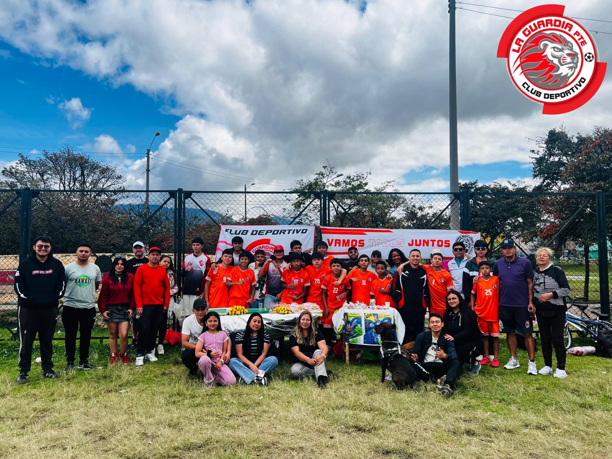 lgars_club's tweet photo. 🎃 Con un compartir en la sede de Ciudad Bolívar conjunto con nuestros jugadores y padres de familia realizamos la celebración de Halloween, un momento alegre y un espacio para seguir uniendonos como familia.
#ClubDeportivoLGARS #lgars https://t.co/IsyJRqmTjO