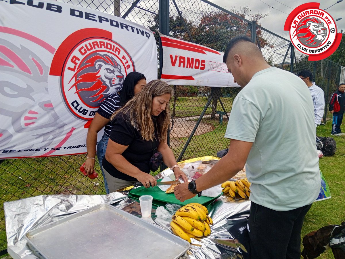 lgars_club's tweet photo. 🎃 Con un compartir en la sede de Ciudad Bolívar conjunto con nuestros jugadores y padres de familia realizamos la celebración de Halloween, un momento alegre y un espacio para seguir uniendonos como familia.
#ClubDeportivoLGARS #lgars https://t.co/IsyJRqmTjO