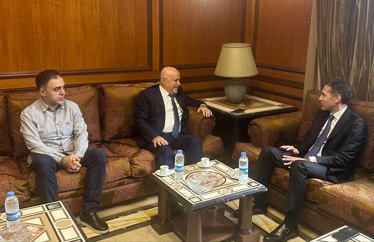 kabalan_kabalan's tweet photo. استقبلت صباح اليوم في مجلس النواب سعادة السفير التركي في لبنان السيد مراد لوتيم، وجرى عرض للأوضاع العامة في المنطقة ولبنان، وتم التباحث في العلاقات الثنائية بين البلدين.
وأكد السفير التركي على دعم بلاده للبنان وتضامنه مع شعبه، وتمنيّت لسعادته التوفيق في مهامه الجديدة.

@TC_BeyrutBE