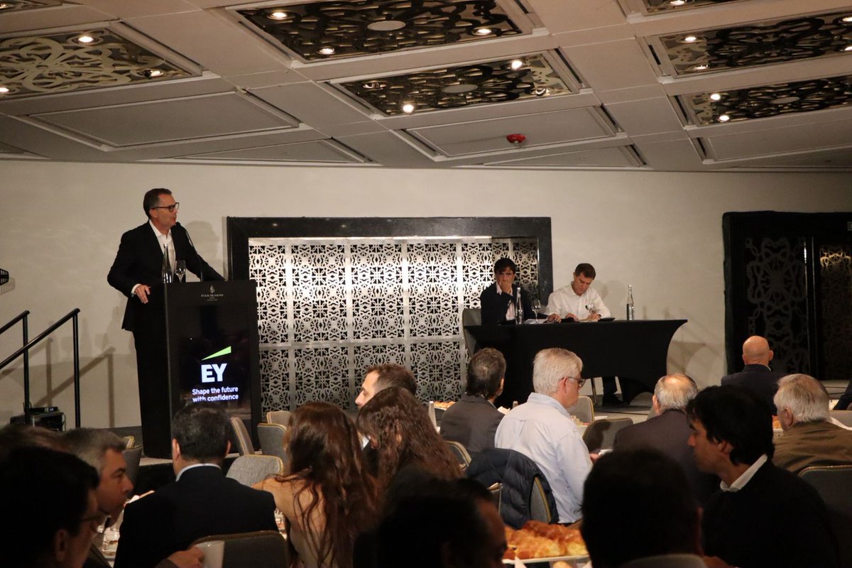 Damos inicio a la #AsociaciónN1

Hoy nos acompañan <a href="/hernanlacunza/">Hernán Lacunza</a> y <a href="/andresmalamud/">Andrés Malamud</a> para compartir su mirada sobre los temas que marcan la agenda nacional.