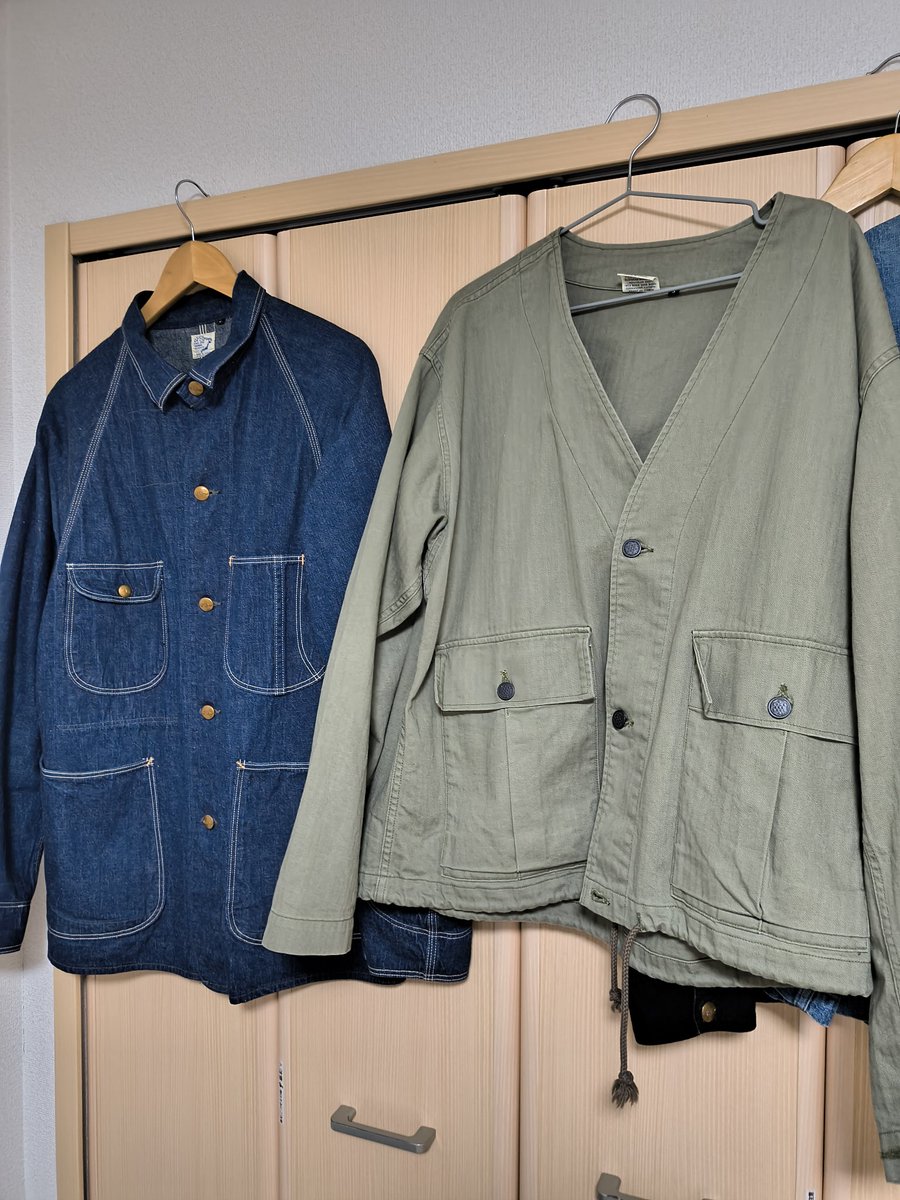 ymfresearch8739's tweet image. オアスロウが好き。特にライトアウターは複数枚持ってる。アメリカのミリタリー、ワークなんかも実物は着にくさがあるけど、ありきたりなリプロダクトだと格好良くない。程よくモダンだけど作り込みは本格的といったバランスが自分の性に合うんだと思います。
#オアスロウ
#デニム