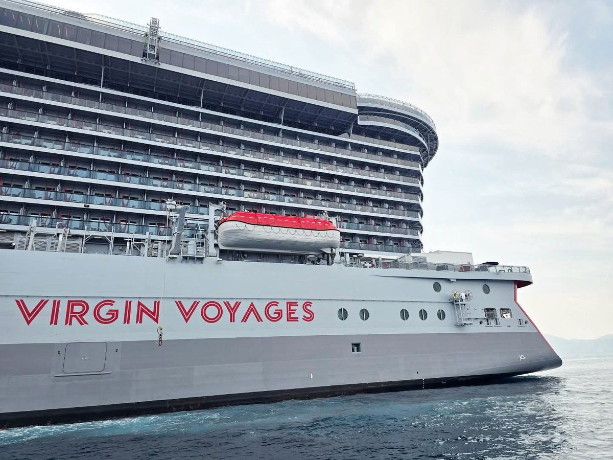 Tender views of Virgin Voyages' Scarlet Lady whilst we were anchored in Cannes last month 🚢⚓️🛳

#VirginVoyages #virginvoyagescruise #mediterraneancruise #scarletlady