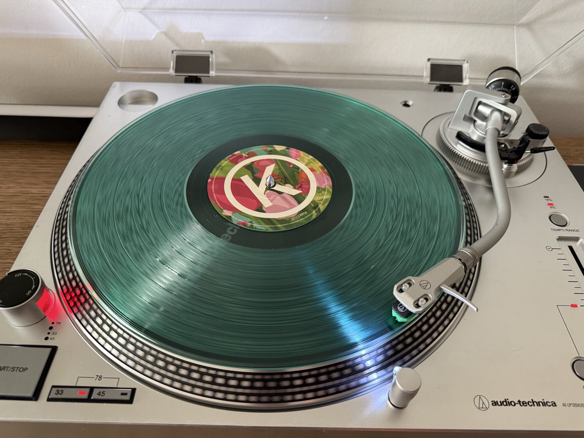 SqualalaPowa's tweet image. Now Playing