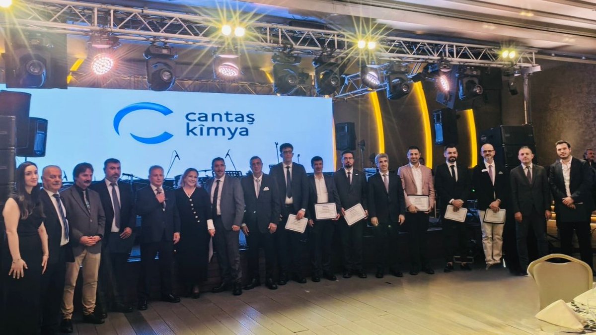 Soğutma Sektörünün Kalbi 7. Geleneksel SOSİAD Yemeğinde Attı

Haberin devamı için:
iklimlendirme.tv/sogutma-sektor…

<a href="/sosiadtr/">SOSİAD</a> #SOSİAD #İklimlendirmeTV #7GelenekselSOSİADYemeği