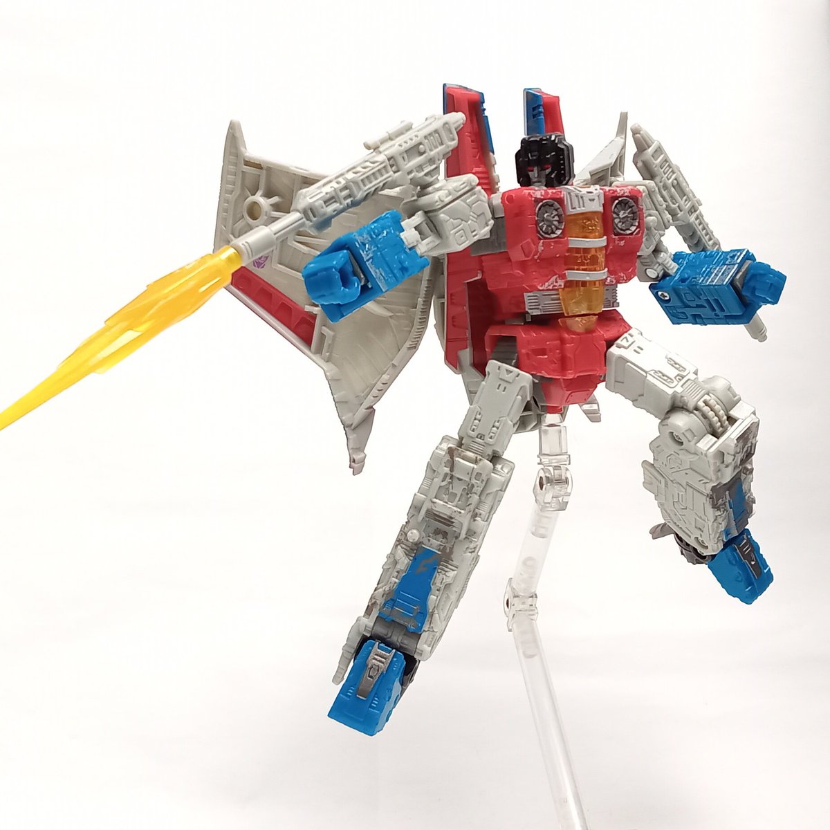 lattice_T_OSK's tweet image. シージ版スタースクリーム
これが2019年発売、もう随分前ですね…!?

三角ジェットに変形するスタスクも珍しかった気がします。
今見ても良いものだし、久しぶりにシージ版触るとまた新鮮な感じがしますね👍️

#トランスフォーマー
#Transformers