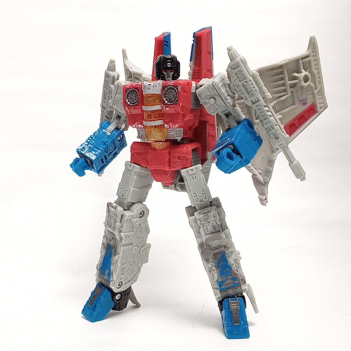 lattice_T_OSK's tweet image. シージ版スタースクリーム
これが2019年発売、もう随分前ですね…!?

三角ジェットに変形するスタスクも珍しかった気がします。
今見ても良いものだし、久しぶりにシージ版触るとまた新鮮な感じがしますね👍️

#トランスフォーマー
#Transformers