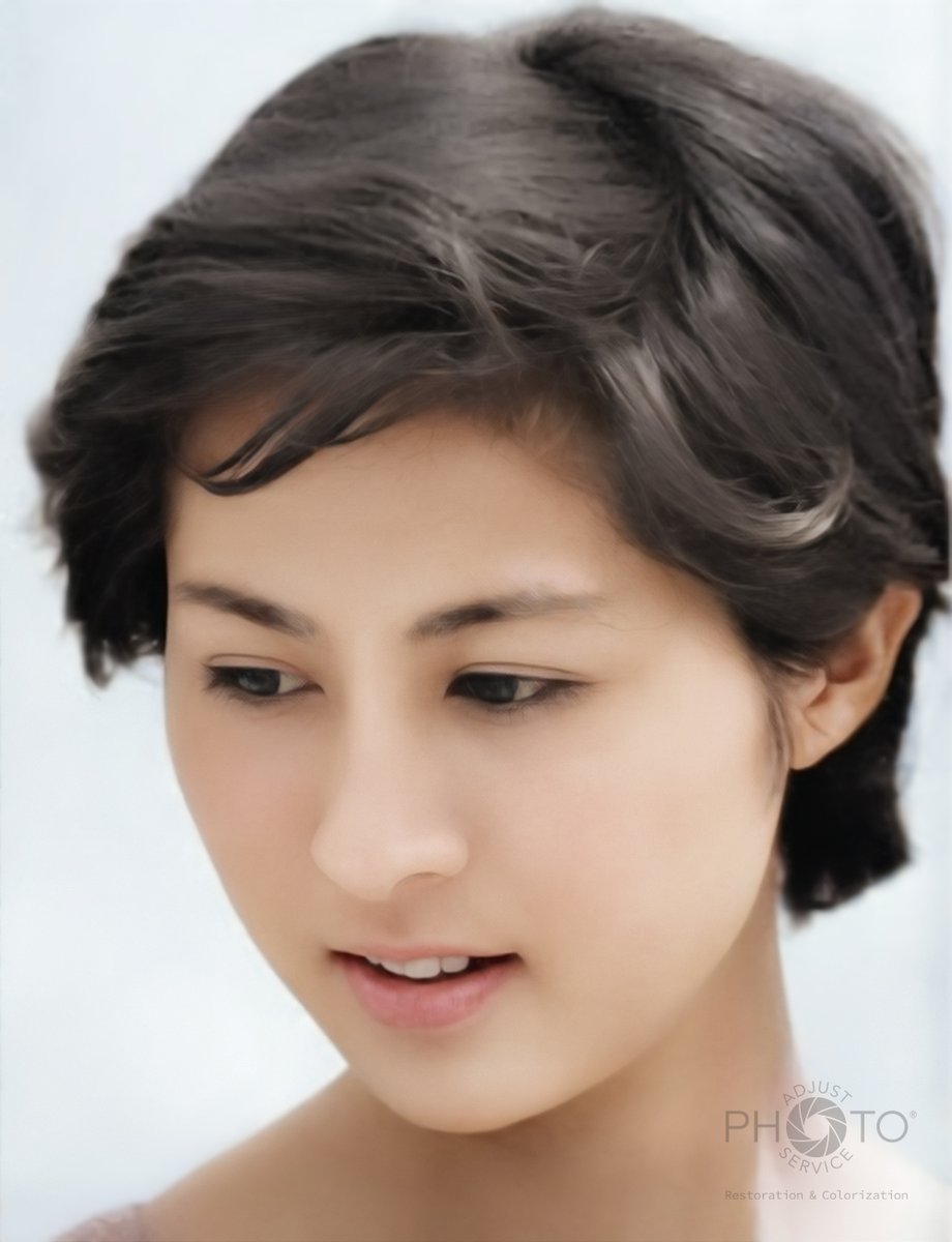 MikiAdjust's tweet image. 香川京子さん
1961（昭和36）年、30歳の頃 （カラー化写真・再掲）
#colorization　#精密カラー化