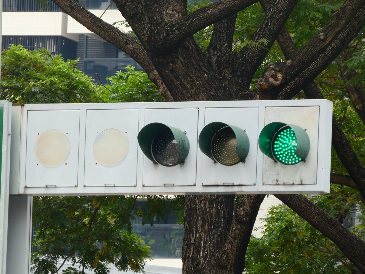 bashow8610's tweet image. 台湾編これにて終了です！
思ってたより庇や素子配列の換装がばらばらであったりよく見れば見るほど違いが見えてきて楽しかったです！
また明日からは日本の九州遠征編を投稿していく予定なのでよろしくお願いいたします