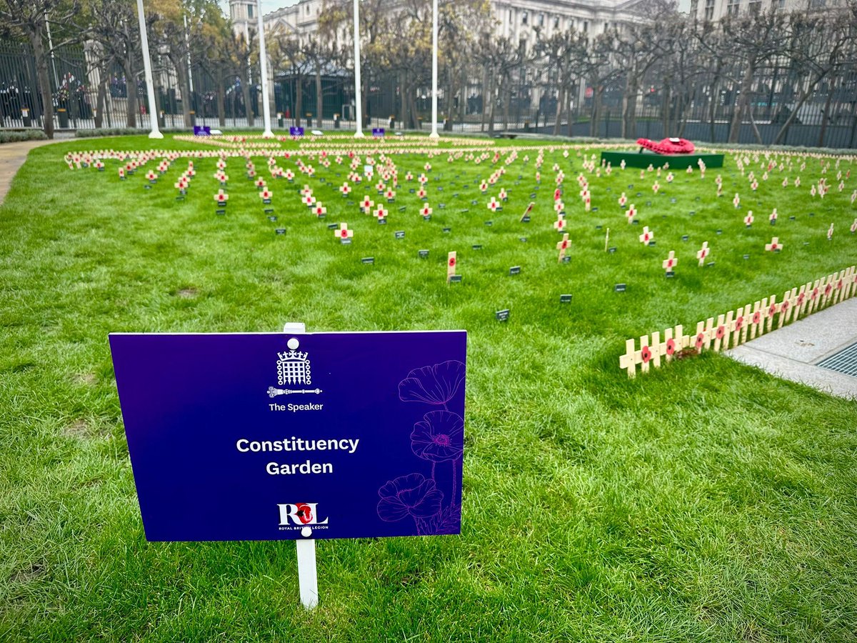 Today I placed a cross in <a href="/HouseofCommons/">UK House of Commons</a> Garden of Remembrance for all the brave souls from #Dagenham &amp; #Rainham who made the ultimate sacrifice for our freedoms. <a href="/PoppyLegion/">Royal British Legion</a> <a href="/labourforces/">Labour Friends of the Forces</a> #WeWillRememberThem