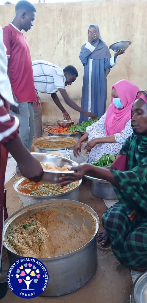 noeleeisaround's tweet photo. Your donation helps the survivors with not just food but them to get the medical care they need and the mental help from professionals in Tawila 
So please keep talking about #sudan and keep helping 

To donate ⤵️
https://t.co/yODIlonxtt https://t.co/jWSDHOZa9j