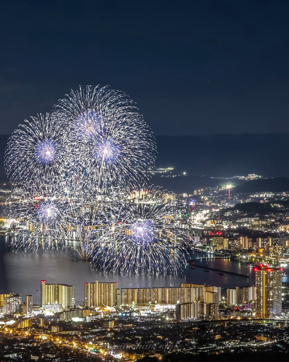 yochan_style's tweet image. びわ湖秋花火🧨
縦構図✨
ここから撮れてホント満足…🥹

#キヤノン党でほめあいたい 
#eosR6markii