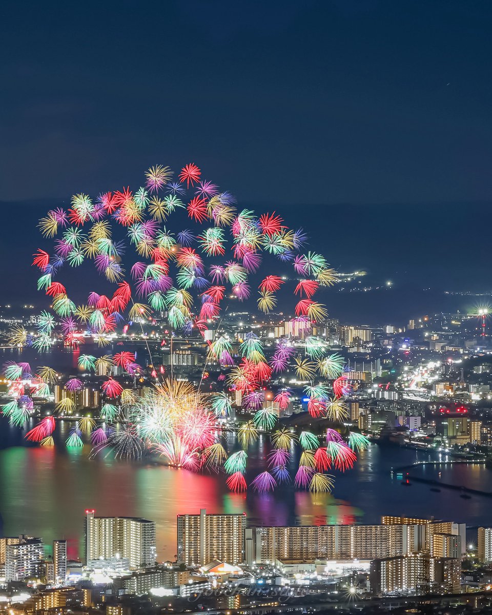 yochan_style's tweet image. びわ湖秋花火🧨
縦構図✨
ここから撮れてホント満足…🥹

#キヤノン党でほめあいたい 
#eosR6markii
