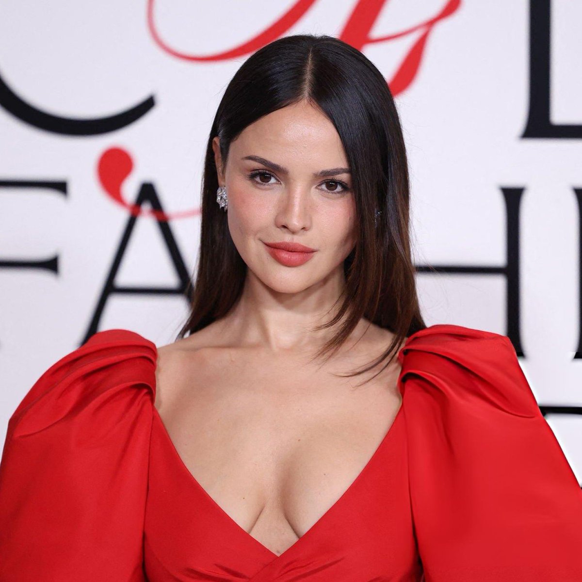 celebcrush4922's tweet photo. Eiza Gonzalez 😍🥰
#Eiza #Gonzalez #EizaGonzalez https://t.co/R4ZY2uz9VA