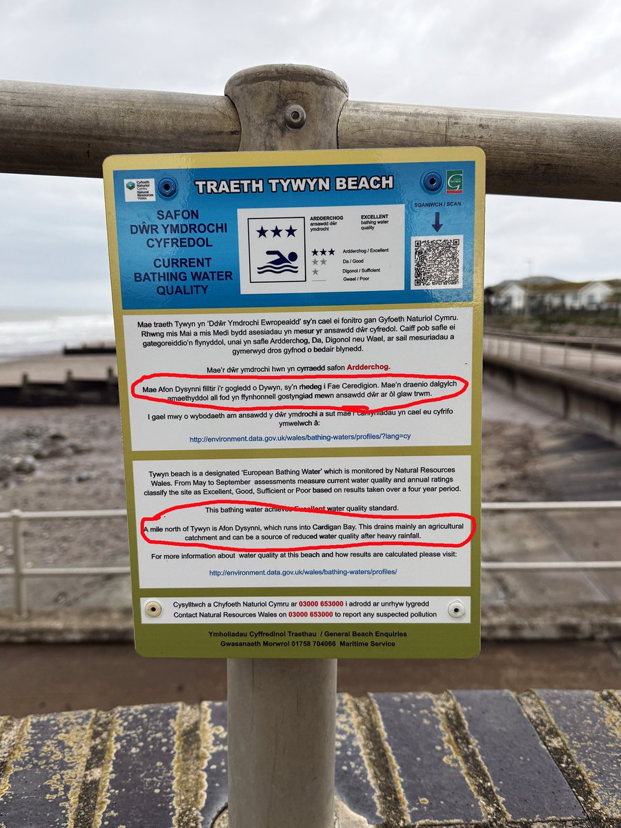 JacotheNorth's tweet image. @NatResWales @DwrCymru @CyngorGwynedd 

Sign on Tywyn Promenade.

There are sewage operations upstream on the Dysynni, and they cause pollution.
top-of-the-poops.org/waterway/dwr-c…

But let&apos;s ignore all that and bash the farmers! Again.