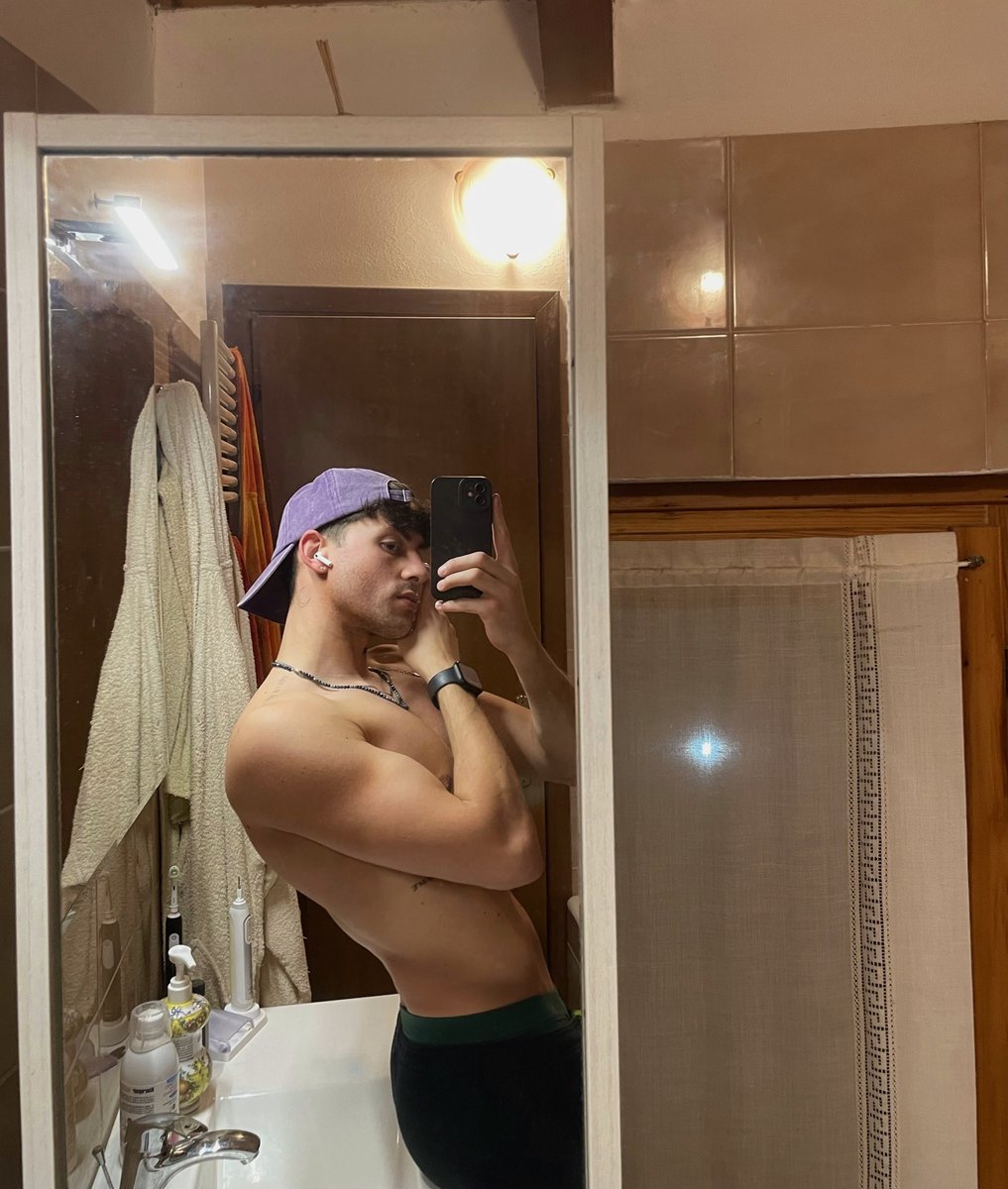 _robxram_'s tweet photo. 🧢🧢 https://t.co/Hm3oZgO6HL
