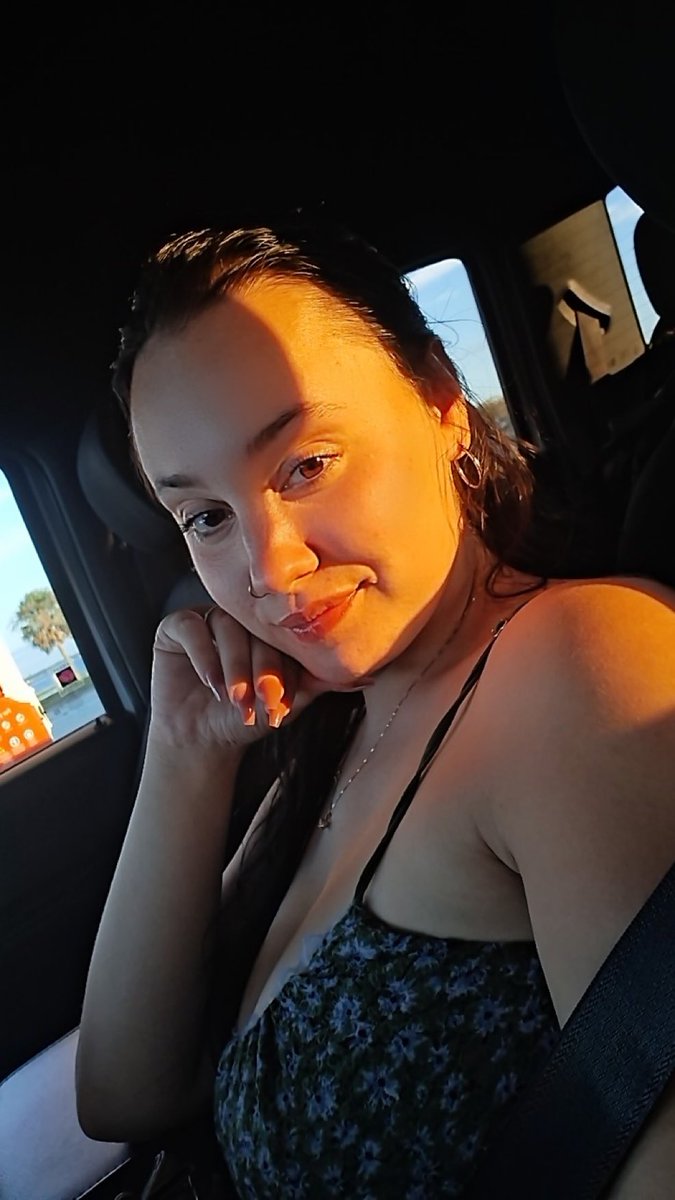 austinrex22's tweet photo. @BbyGrlAnniee She’s back and might be better than ever.  Thank you so much for this morning, I needed that!  😅 #buyingcontent #sellingcontent #nsfwtwt #horny https://t.co/7QlIobGPZu