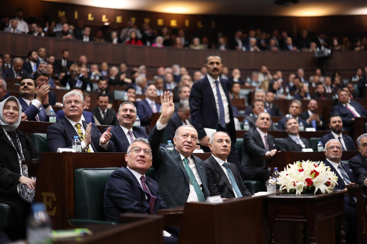 avyusufibis's tweet photo. 📍TBMM

Genel Başkanımız ve Cumhurbaşkanımız Sayın @RTErdogan'ın başkanlığında AK Parti Grup Toplantımızı gerçekleştirdik. https://t.co/xJPrPbWTFu